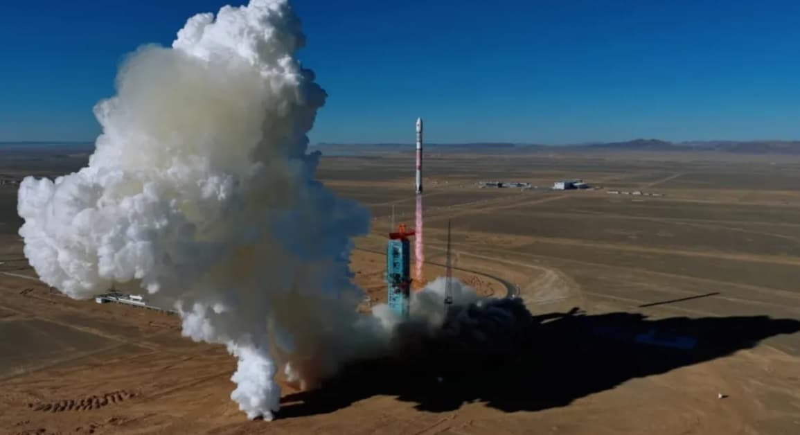 Вторая попытка: китайская многоразовая ракета «Чжуцюэ-3» успешно прошла огневые испытания, теперь предстоят лётные