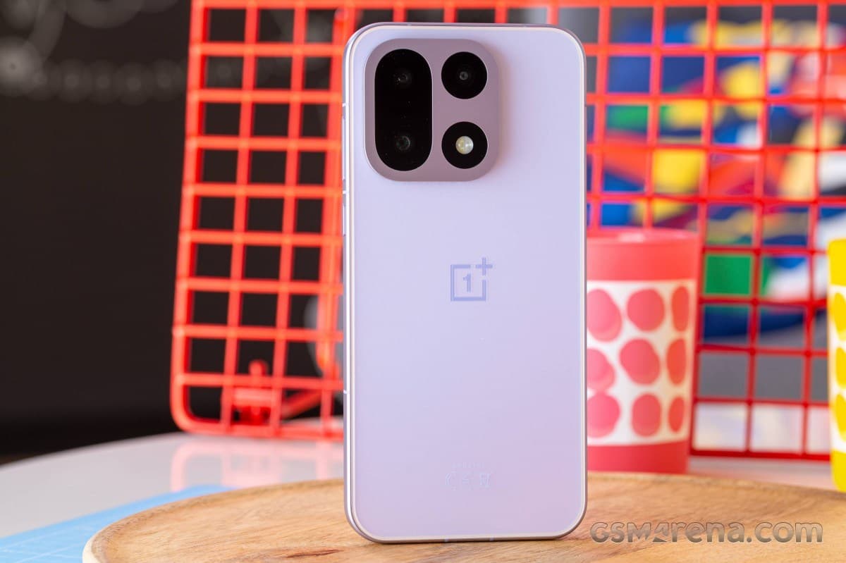 OnePlus — всё? Пользователи OnePlus в Европе жалуются на проблемы с гарантией и ассортиментом