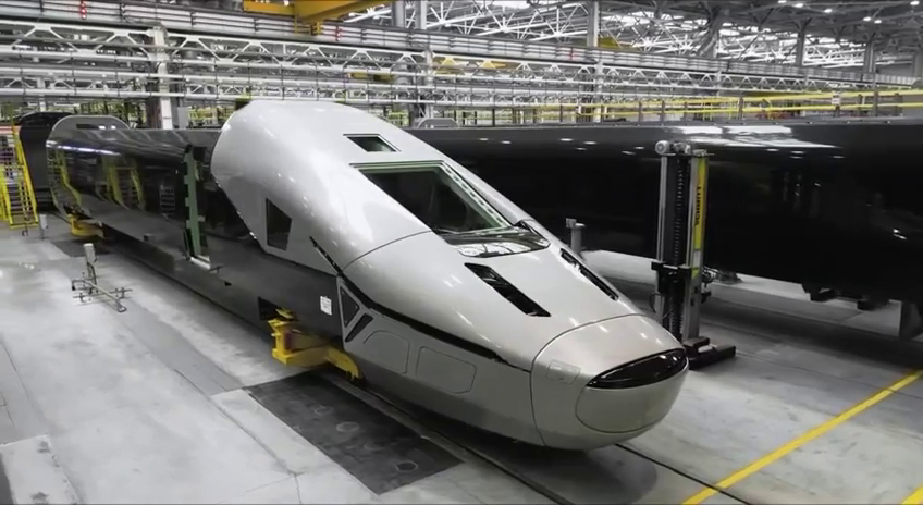 И никакой Siemens не нужен: первый российский поезд, способный разгоняться до 400 км/ч, показали вживую