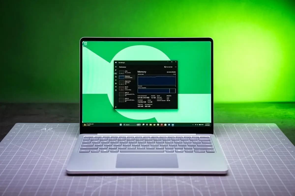 Даже Microsoft не может заставить нормально работать Windows 11 на ПК с 8 ГБ ОЗУ. Тесты нового Surface Laptop это подтверждают