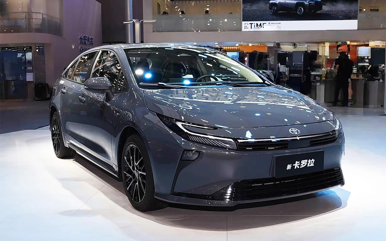 В России начались продажи новой Toyota Corolla — 3,59 млн рублей и гарантия 2 года