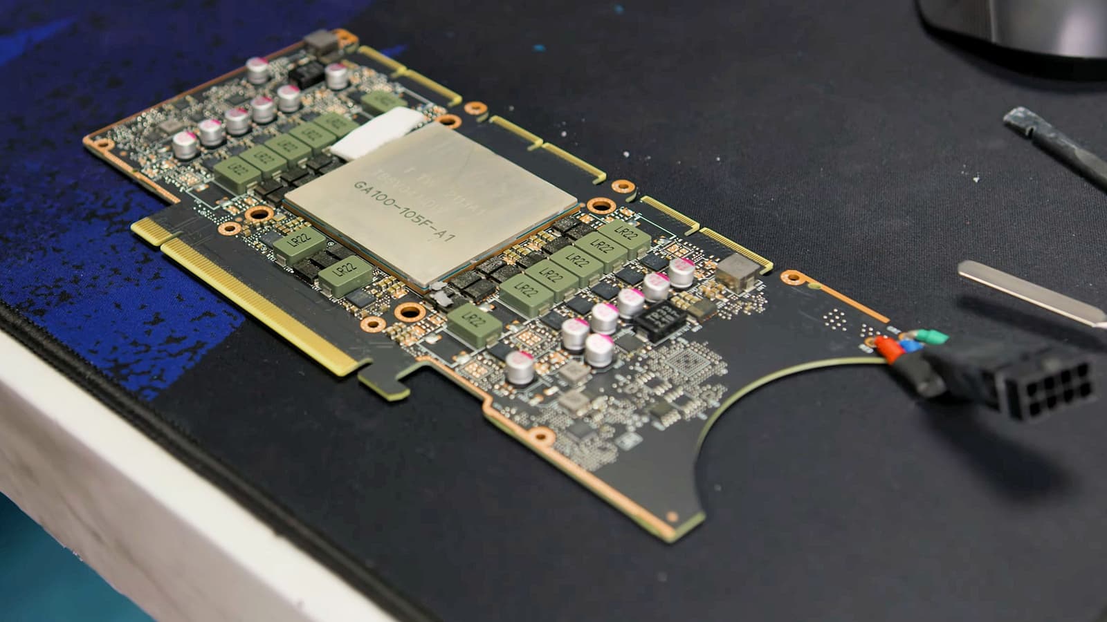 Старенькие майнинговые карты Nvidia CMP 170HX взлетели в цене на порядок, так как появилась возможность разблокировать очень много памяти