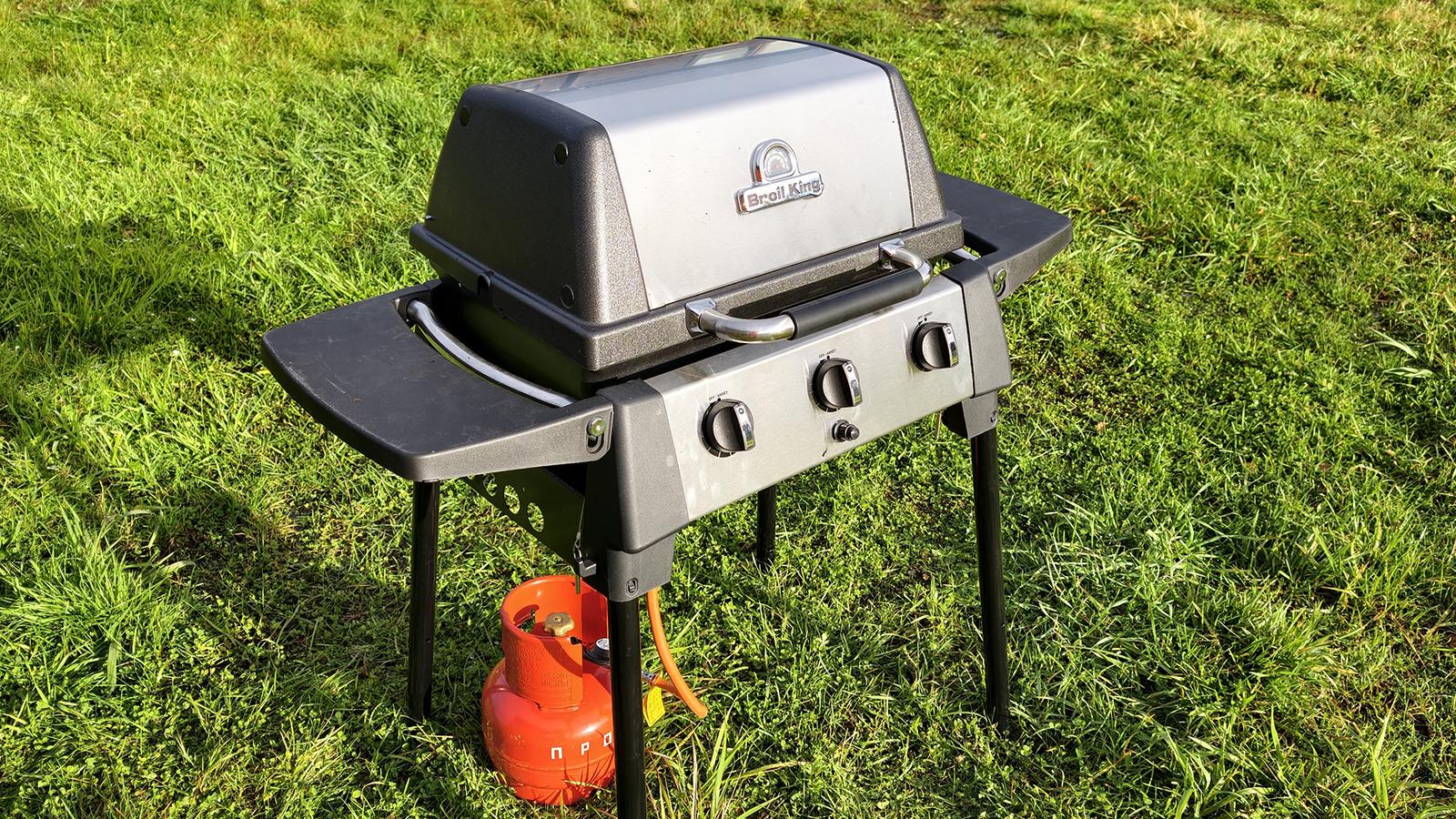 Газовый гриль Broil King Porta-Chef 320: портативность без потери качества