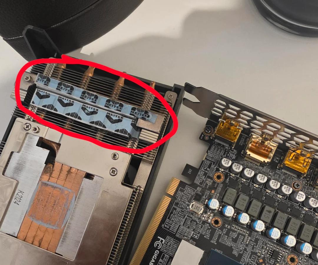 GeForce RTX 3070 «жарилась» пять лет: видеокарта всё это время работала с заводской пленкой на термопрокладках