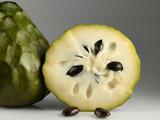 Фрукт со вкусом сливок, банана и клубники: почему черимойю называют «мороженым из природы»