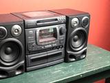 Aiwa NSX-999MkII: один из самых мощных музыкальных центров середины 90-х — он выдавал 150 Вт на колонку