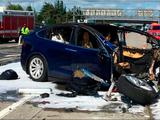 Во время недавнего смертельного ДТП автомобиль Tesla Model X двигался в режиме автопилота