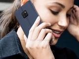 Фотогалерея дня: флагманские смартфоны Huawei Mate 20 и Mate 20 Pro в чехлах до анонса