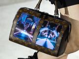 Беспощадная мода: дом Louis Vuitton показал сумки с гибкими дисплеями OLED