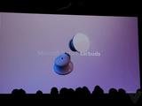Самый функциональный конкурент AirPods 2: Microsoft представила беспроводные наушники Surface Earbuds, которыми можно перещелкивать слайды в PowerPoint