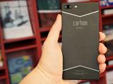 Carbon 1 Mark II — первый в мире смартфон из углепластика. Он весит всего 125 г