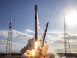 Илон Маск и SpaceX оперативно запустили еще одну ракету Falcon 9 