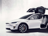 Автомобили Tesla скоро перестанут нуждаться в водителях