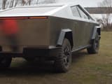 «Cybertruck из Воронежа — готов!» В России построили копию Tesla Cybertruck на базе Toyota Tundra
