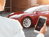 Сбой приложения Tesla оставил владельцев без доступа к автомобилям по всему миру на несколько часов