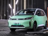 Электромобиль BYD D1 приехал в Россию — международная премьера состоялась в Сколково
