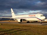 Это сильно ударит по гражданской авиации РФ: Boeing прекратил работать в России