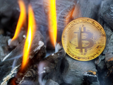 Биткойн рухнул до 20 800 долларов и продолжает падать