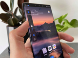 Huawei попробовала это три года назад и отказалась от затеи. Пользователи комментируют слухи об отсутствии кнопок в iPhone 15 Pro