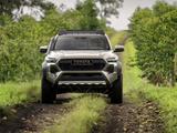 Платформа Land Cruiser 300, постоянный полный привод с блокировками и 331 л.с. Представлена новая Toyota Tacoma