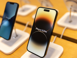 Apple уменьшит рамку iPhone 15 Pro до 1,5 мм. Рекордно узкая рамка появится и в iPad