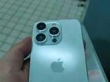 Появились реальные фотографии iPhone 15 Pro или макета нового флагмана