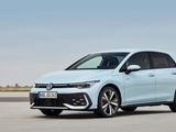 Представлен последний бензиновый Volkswagen Golf. Golf Mk8.5 стал мощнее, получил голосового помощника на основе ChatGPT и руль с нормальными клавишами