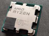 Это Ryzen 7 9800X или Ryzen 7 9700X. Первое фото инженерного образца процессора Ryzen 9000 для настольных компьютеров