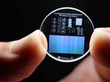 5-дюймовый диск, способный хранить 360 ТБ данных без малого 14 млрд лет. SPhotonix готовится к производству своих носителей 5D Memory Crystal