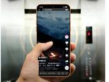 «Король сигнала в лифте». Honor Power 2 с аккумулятором более 10 000 мАч должен ловить связь в самых непростых условиях