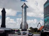 Ключ на старт. Последний Starship в этом поколении доставлен на стартовую площадку, опубликованы эффектные фото