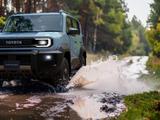 Наконец-то Land Cruiser, доступный каждому? Представлен совершенно новый Toyota Land Cruiser FJ: 2,7-литровый мотор, 6-ступенчатый «автомат», полный привод и два «лица»