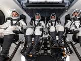 Первая в истории медицинская эвакуация с МКС: загадка, которая становится всё страннее