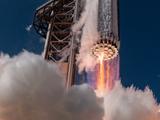 Пламя, дым и гигантская тяга: SpaceX показала самые эффектные кадры 13-го полета Starship