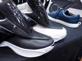 Чтобы застегнуть кроссовки Digital Sole, нужен смартфон
