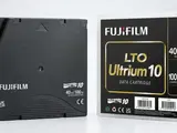 Магнитные ленты живее всех живых: Fujifilm выпустила ленты LTO-10 на 100 ТБ