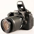 Цифровая фотокамера Canon EOS 70D из ряда продвинутых зеркалок для фотолюбителей: