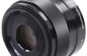 Объектив Sony E 35mm F1.8 OSS для камер с сенсорами APS-C: