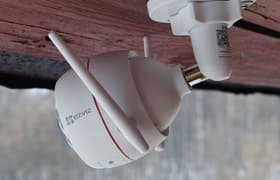 IP-камера наблюдения Ezviz Husky Air: