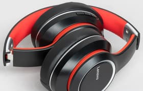 Беспроводные наушники Lenovo HD200 и HD116: