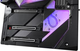 Материнская плата Gigabyte Z490 Aorus Xtreme Waterforce на чипсете Intel Z490: