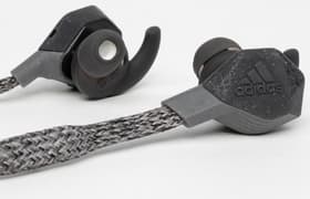 Беспроводная гарнитура Adidas FWD-01: