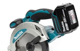 Аккумуляторная дисковая пила Makita DSS610RF: