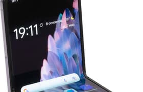Смартфон Oppo Find N2 Flip:
