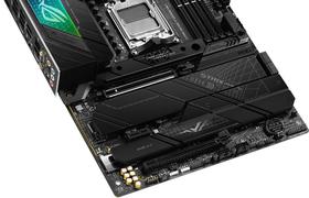 Материнская плата Asus ROG Strix X670E-F Gaming WiFi на чипсете AMD X670E: