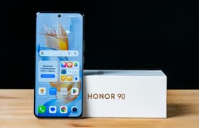 Смартфон Honor 90: