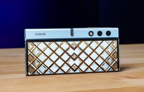 Первый взгляд на Honor V Purse: складной смартфон, который притворяется сумочкой