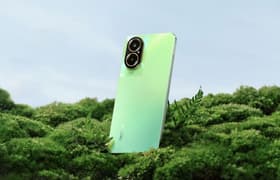 Смартфон Realme C67:
