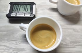 Какой кофе готовят 5 кофемашин до 40 тысяч рублей,