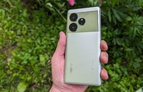 Первый взгляд на смартфон Realme GT 6: